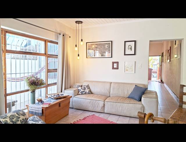 2 bed property to rent in OBSERVATORY